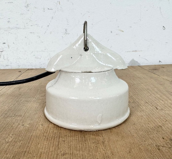 Image 1 of Vintage witte porseleinen hanglamp, jaren 70