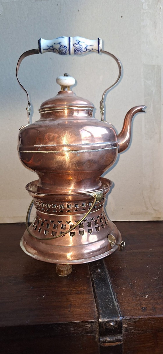 Image 1 of Antico bollitore in rame su dito rechaud