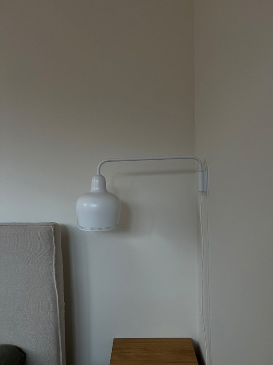 Image 1 of Artek Aalto A330S wandlamp wit
