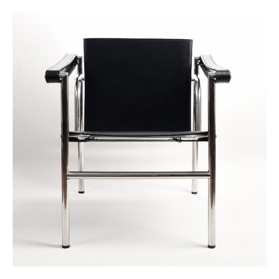 LC1 Cassina Armchair – Black Leather & Chrome (Very Good Condition) (photo 4 of 6)