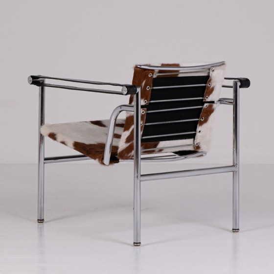 Image 1 of Cassina - Charlotte Perriand, Le Corbusier, Pierre Jeanneret - Poltrona - LC1