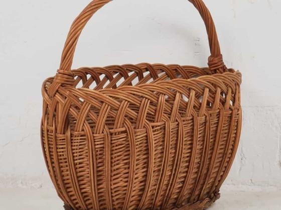 Dekorativer antiker Weidenkorb (ca. 1930) #4 – Dekorative Objekte, Wicker (photo 2 of 9)