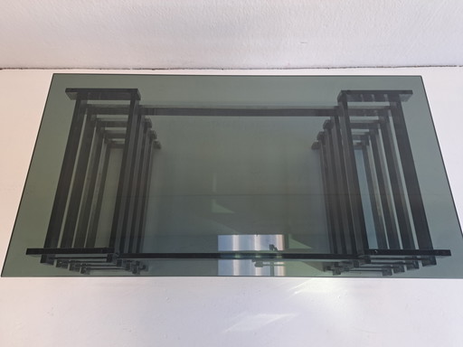 table basse futuriste