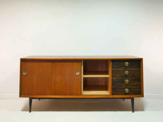 Image 1 of Vintage dressoir uit de jaren 60, ladekast in mid-century modern stijl, Duitsland