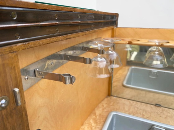 Seltener Luxus Mid-Century Cocktail Servierwagen 1950er – Exklusiver Dry Bar Schrank mit Vogelaugenahorn & (photo 18 of 19)