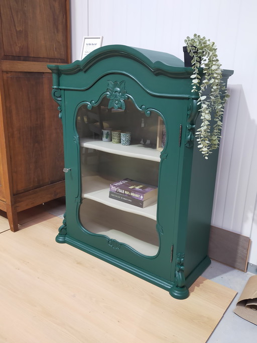 Display case