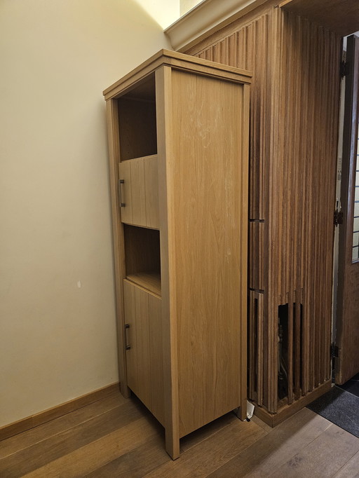 Lange living kast