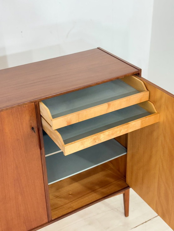 Image 1 of Vintage teakhouten dressoir / dressoir / woonkamerkast / linnenkast