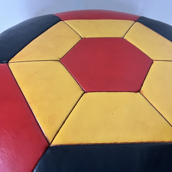 Image 1 of Prachtige vintage poef in meerdere kleuren leer