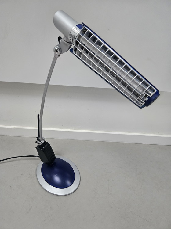 Image 1 of Postmoderne Schreibtischlampe von H.T. Huang für Huangslite
