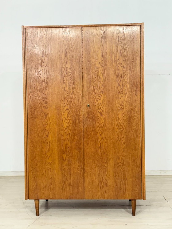 Image 1 of Armoire style années 60 / Armoire vintage