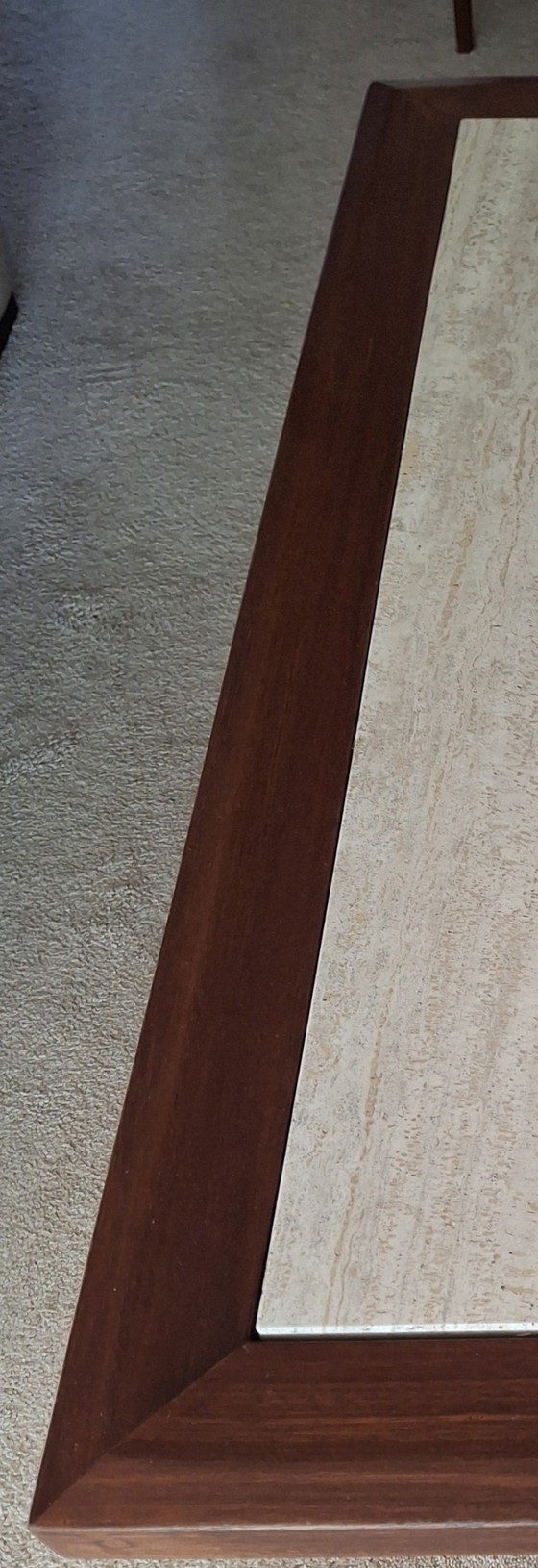 Image 1 of 
Vintage jaren 70 salontafel met travertin blad en massief houten frame

