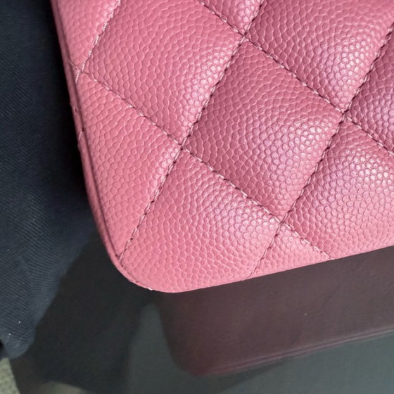 Image 1 of Bolso Chanel Classic Flap pequeño - Caviar 23CM, piel de becerro granulada acolchada, herrajes de oro rosa, Serie 28