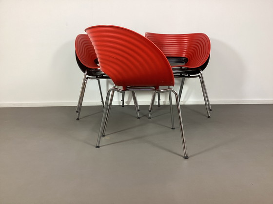 Image 1 of 5 sedie di design impilabili degli anni Novanta, in poliestere cromato