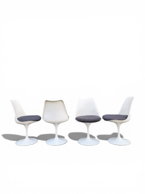 Image 1 of Knoll Tulip Dining Set by Eero Saarinen - Marble Table & 4 Chairs (Circa 1970)