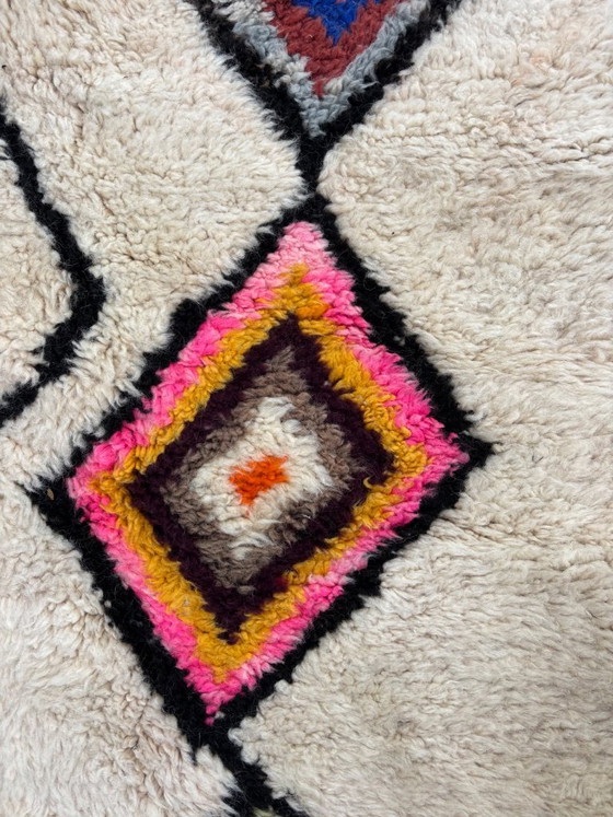 Image 1 of Large Moroccan Beni M’rirt Rug 250 x 330 cm – Luxury Handmade Wool Berber Carpet, Cream Geometric Tribal Design