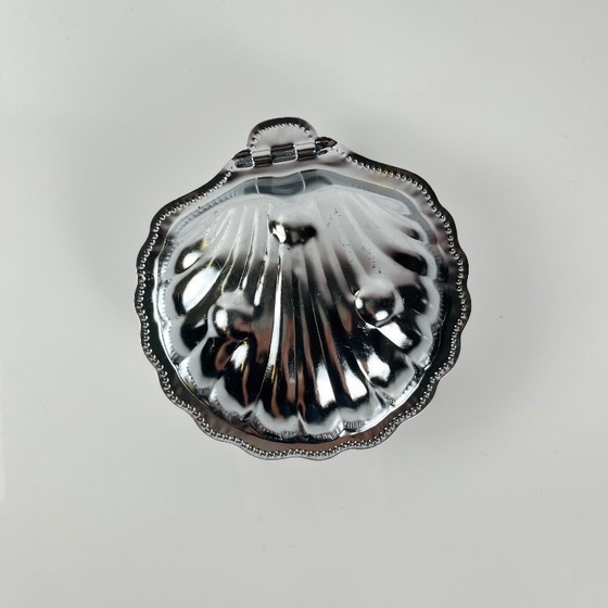 Image 1 of Zilverkleurige metalen doos, 1970