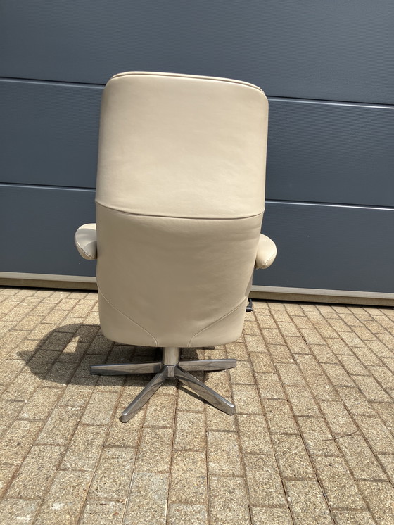 Image 1 of Jori Symphony Medi Mono-move recliner Beige Lipano leather