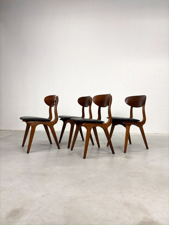 Image 1 of Set of dining room chairs 'Snavel' by Louis van Teeffelen