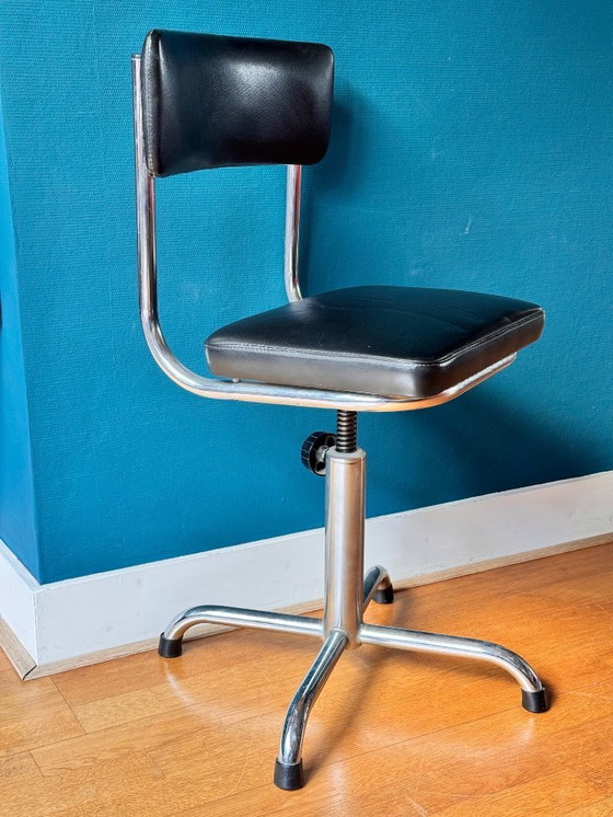 Image 1 of Vintage bureaustoel