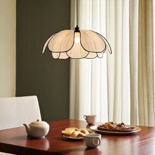 Vintage Woven Lotus Chandelier – Japandi Style Dining Room Pendant Light with E27 Bulb – Boho Floral Ceiling Lamp for Bedroom or