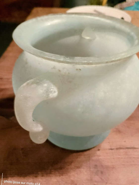 Old thick white opaline glass vase – 17 cm – 2 handles (photo 5 of 5)
