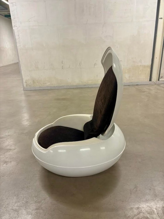 Image 1 of Eierstoel