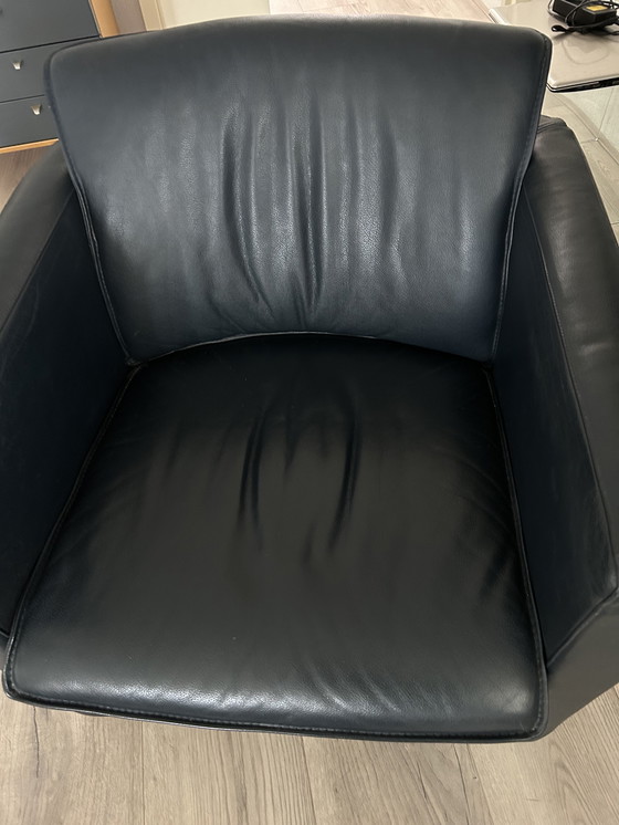 Image 1 of Leolux Fiabo armchair design Hugo de Zeeuw