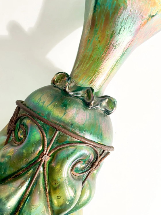 Pair of 1920s Loetz Glass and Wrought Iron Vases – Art Nouveau (photo 18 of 21)