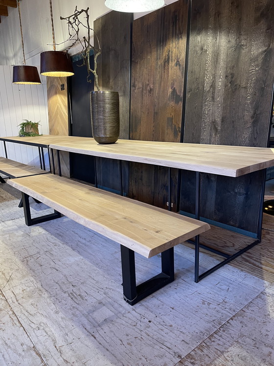 Image 1 of Tree trunk dining table + tree trunk bench oak