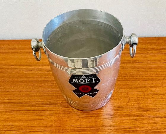 Vintage Verzilverde Champagnekoeler, Moet & Chandon, door Argit – Tafelaccessoires, Metal (photo 2 of 20)