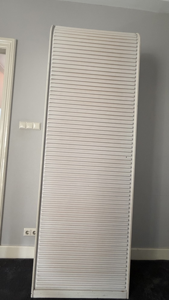 2 White Pastoe Amsterdam Cabinets – Plastic, Wood (photo 3 of 7)