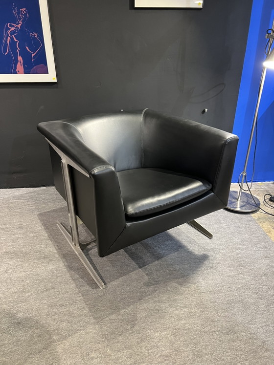Image 1 of fauteuil geoffrey harcourt