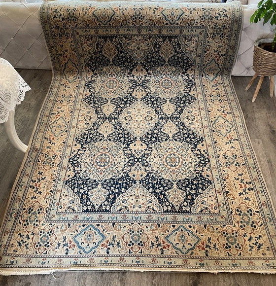 Image 1 of Tapis persan Nain en soie avec certificat