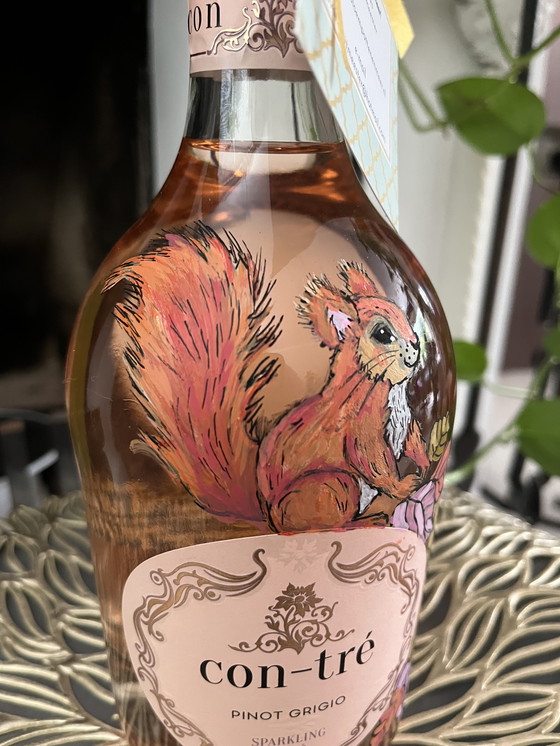 Image 1 of Handbeschilderde flessen wijn