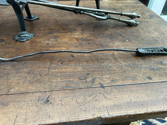 Ensemble de cheminée classique avec chenets forgés à la main – Objets déco, Cast Iron (photo 5 of 6)