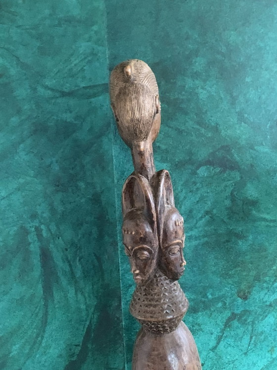 Rare Baoulé Ceremonial Spoon - Triple Figure. Acquired in Dakar, 1980s - 73 cm – Sculpture, Wood (photo 11 of 13)