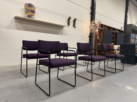 Image 1 of 6 sedie da pranzo Harvink Duck in tessuto viola