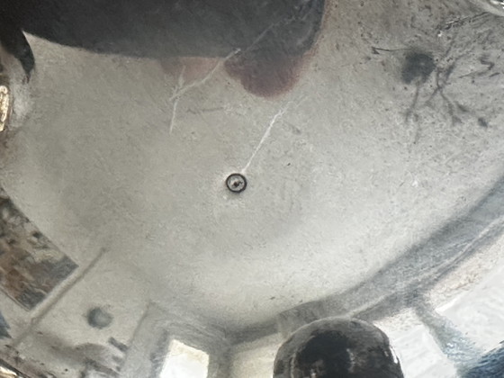 Image 1 of Dreibeinbecher aus silbernem Metall mit Perlenumrandung im Jean-Desprez-Stil