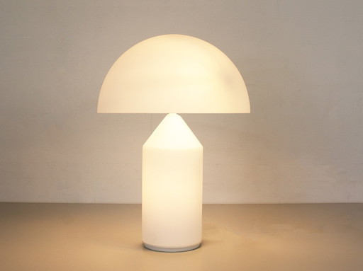 Oluce Atollo 35 Tafellamp Design Vico Magistretti