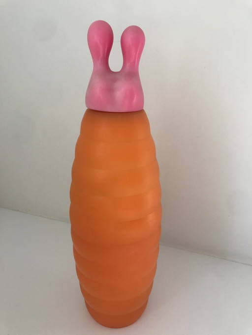 Alessi 'Fred der Wurm' Thermoskanne von Guido Venturini aus dem Jahr 1997