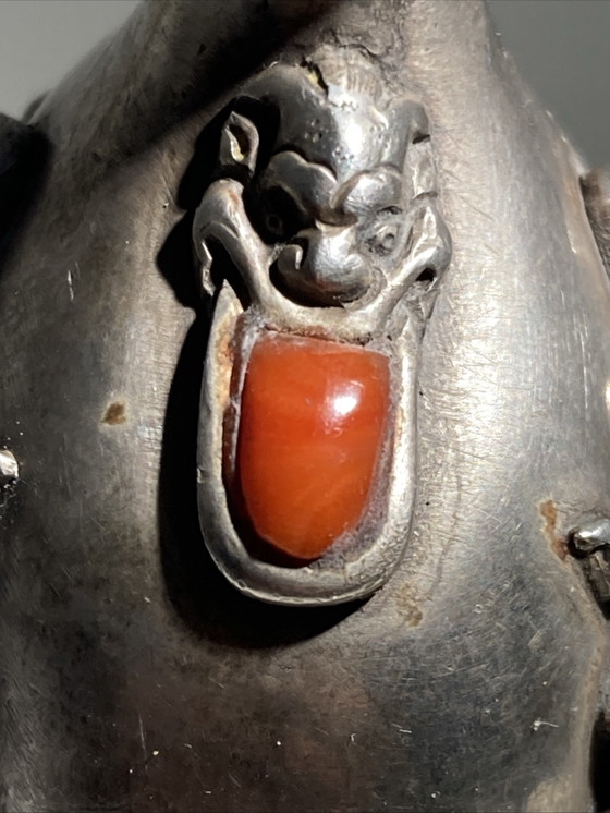 Image 1 of Piccola tabacchiera antica in argento intarsiato con turchese e corallo