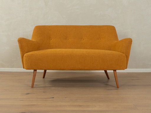 Charming Cocktail Sofa