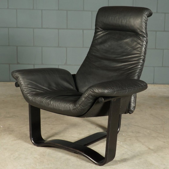 Fauteuil lounge vintage « Manta » – Ingmar Relling – Westnofa – 1970 – Wood, Leather (photo 8 of 15)
