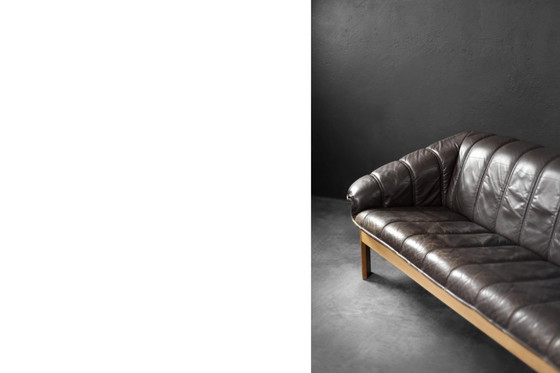 Image 1 of Divano vintage danese a 3 posti in pelle marrone, stile Mid-Century Modern, anni '70