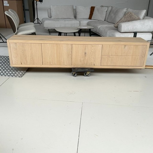 Mobile TV Vista di Vermeer Furniture