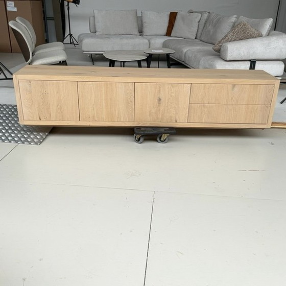 Image 1 of Mobile TV Vista di Vermeer Furniture