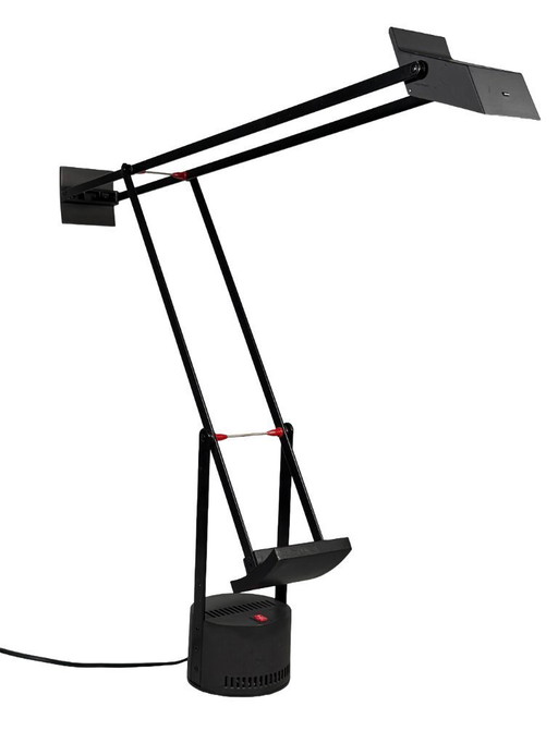 80s table lamp, desk lamp, Artemide Tizio design by Richard Sapper