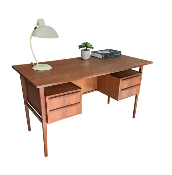 Scrivania danese vintage in teak, G. Nielsen Tibergaard – Scrivanie, Legno (photo 2 of 14)