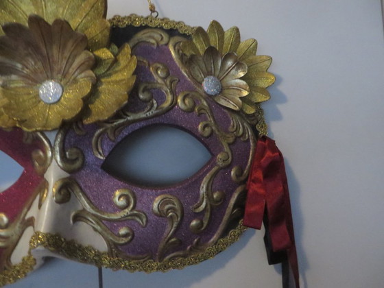 Image 1 of Maschera da parete di Designstudio della collezione Katherine - 63 cm